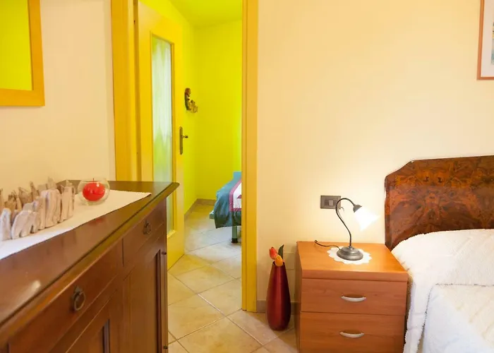 Semesterbostad Casa Mara - Diano Serreta